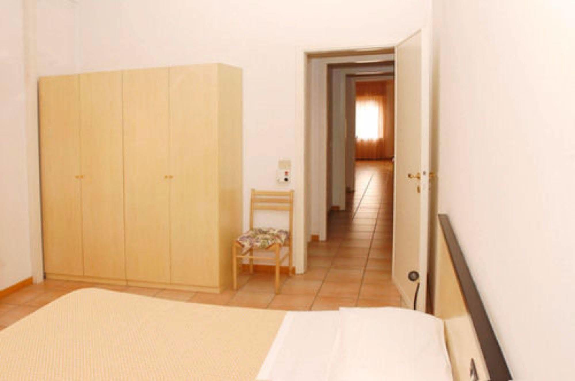 Residence Liberty Parma Ngoại thất bức ảnh